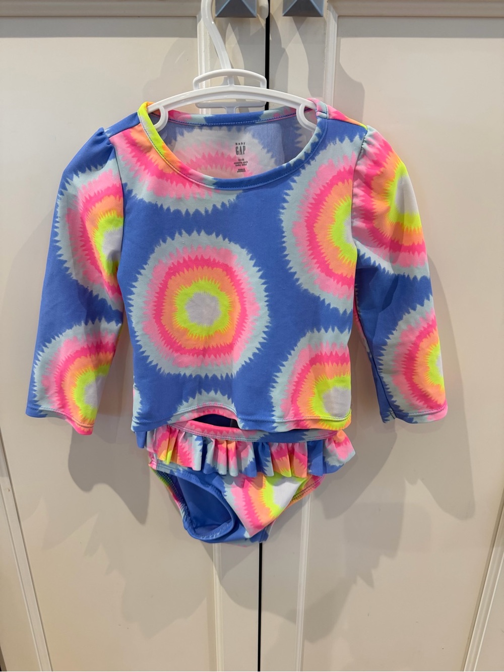 GAP Kids 12-18m Blue Tie-Dye Neon Long Sleeve Rash Guard Set